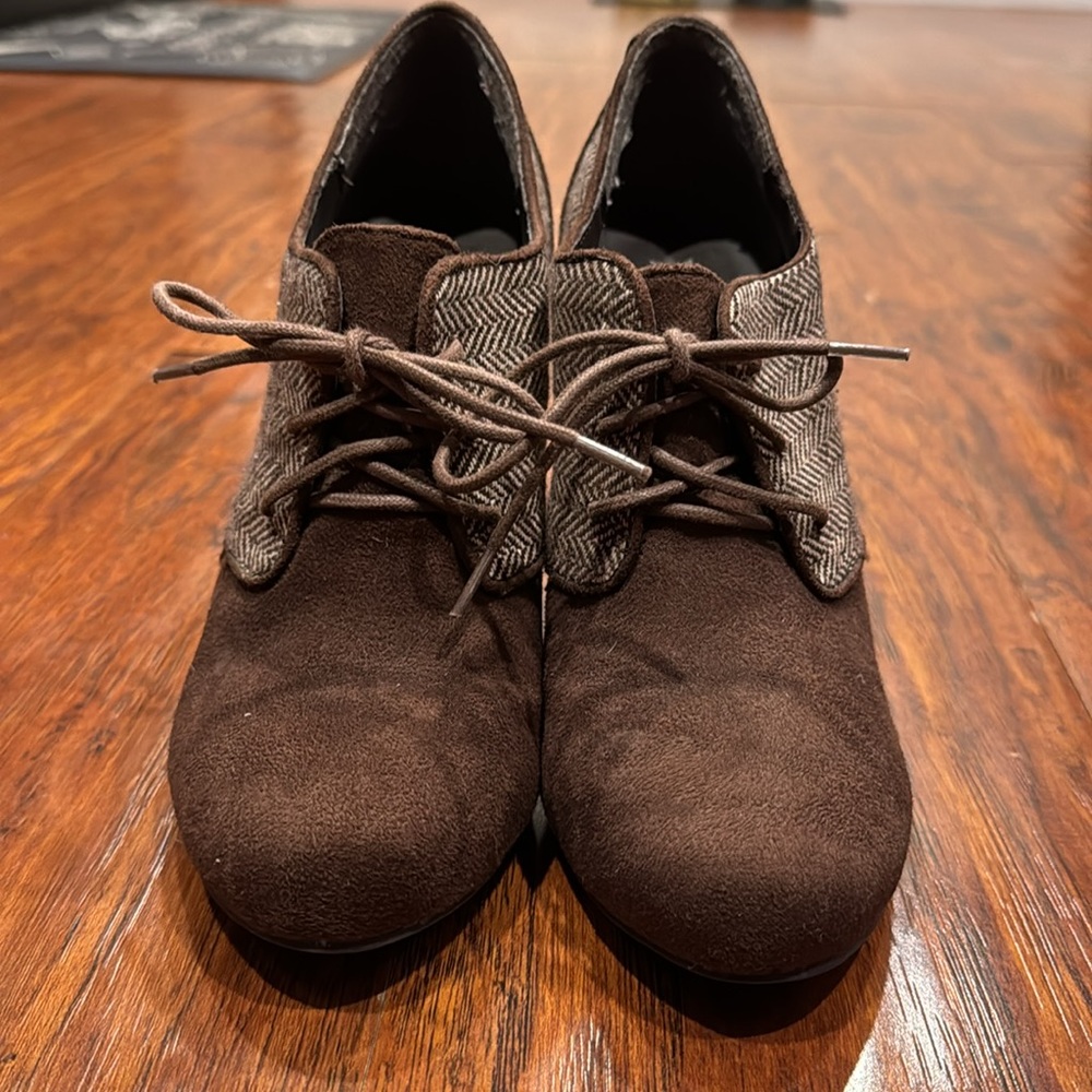 Brown heels